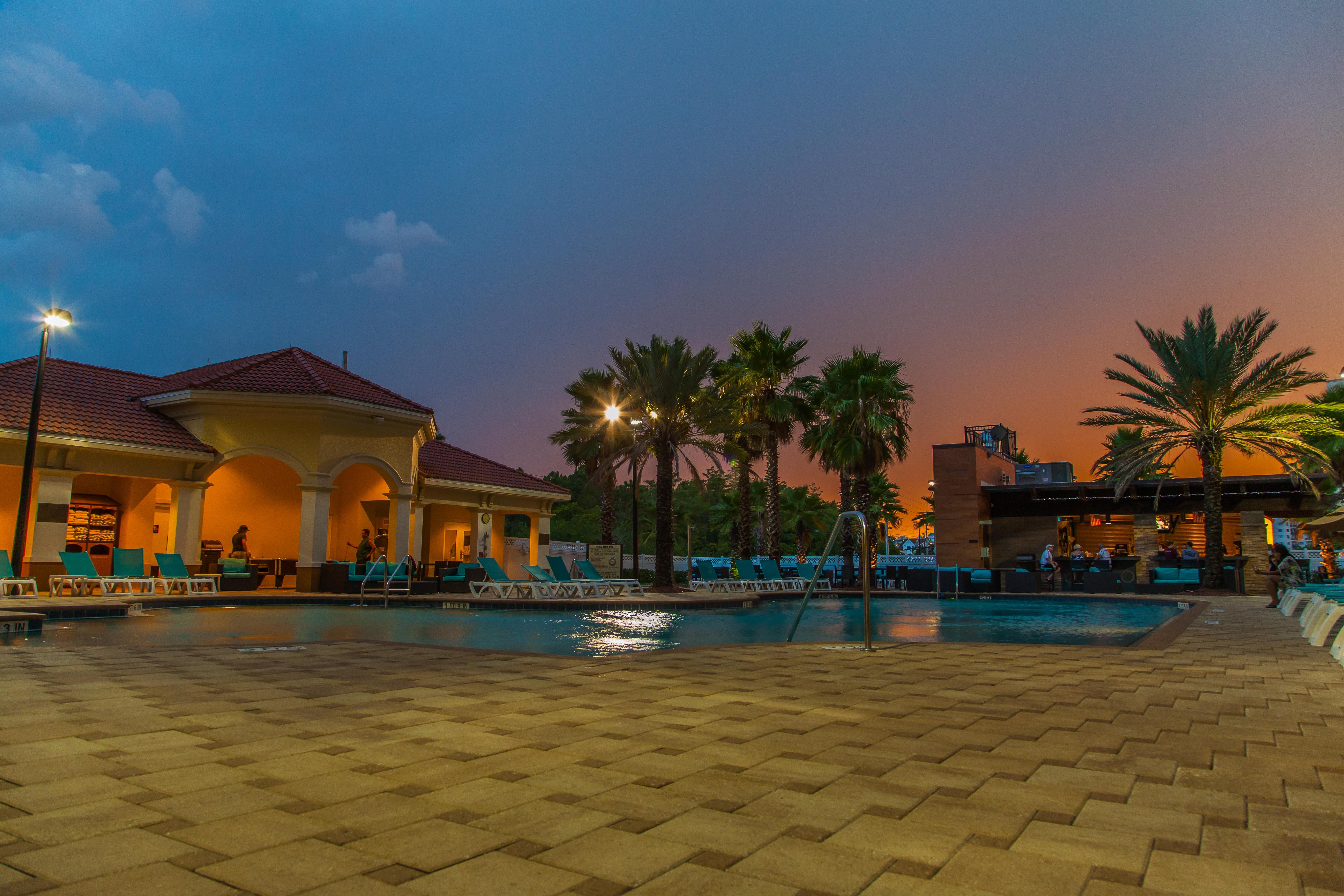 The Point Hotel & Suites Universal Orlando Extérieur photo