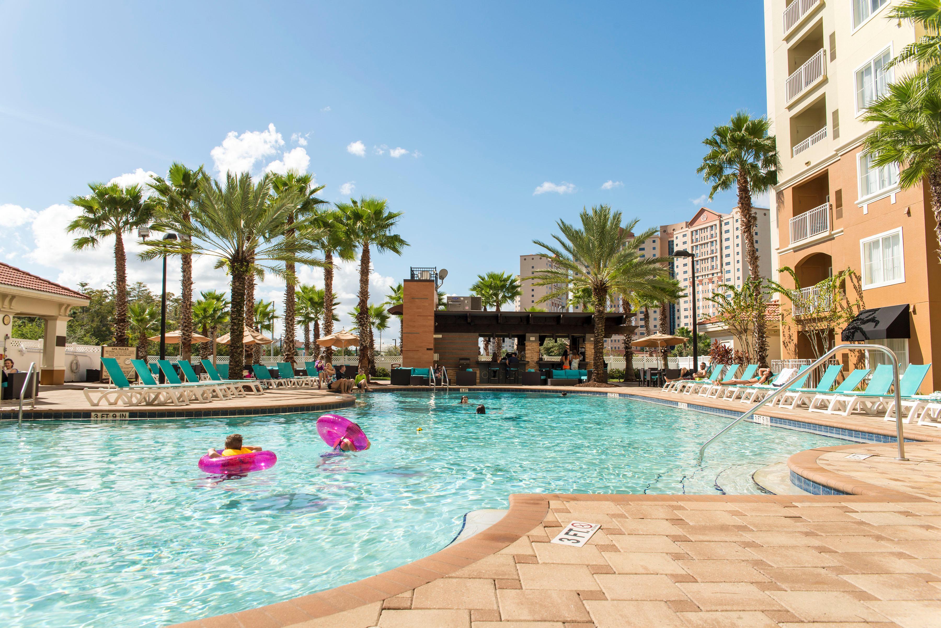 The Point Hotel & Suites Universal Orlando Extérieur photo