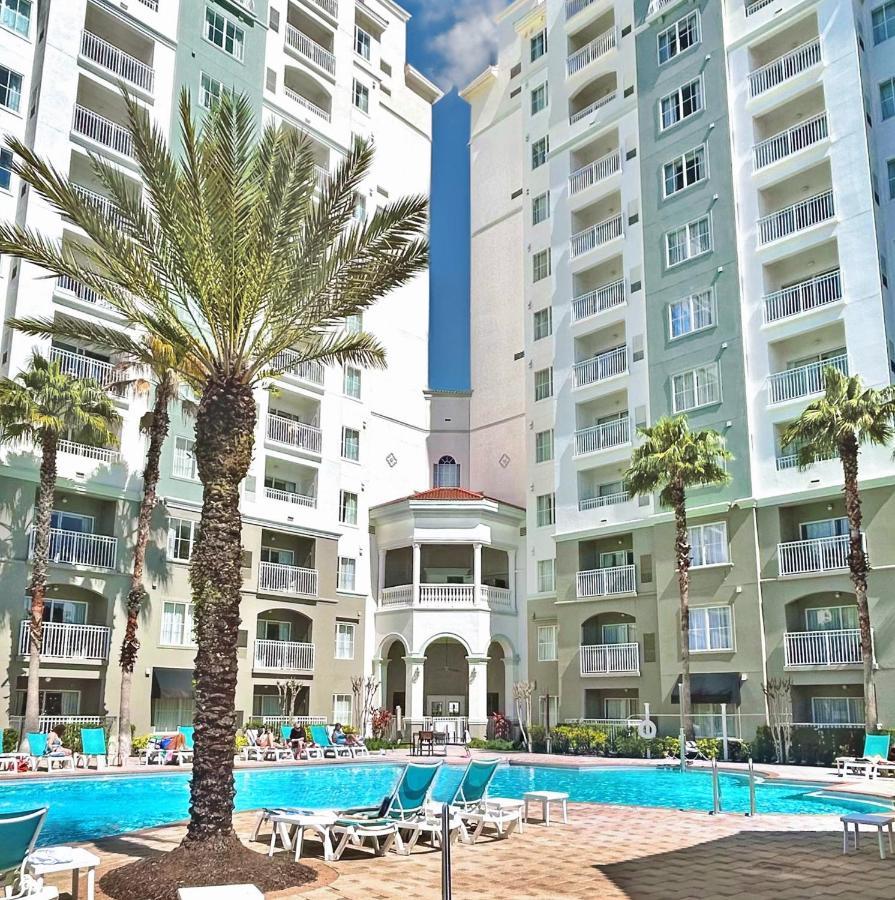 The Point Hotel & Suites Universal Orlando Extérieur photo