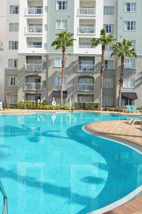 The Point Hotel & Suites Universal Orlando Extérieur photo