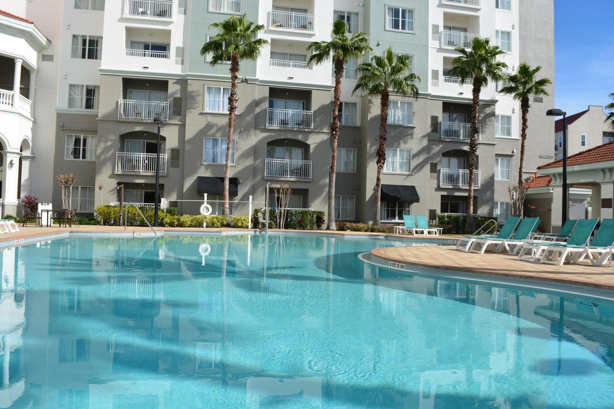 The Point Hotel & Suites Universal Orlando Extérieur photo
