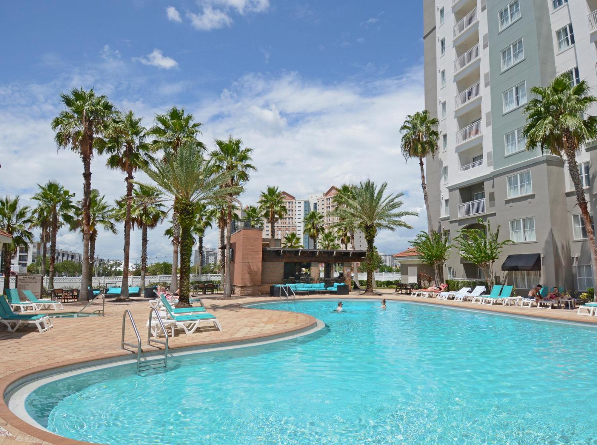 The Point Hotel & Suites Universal Orlando Extérieur photo