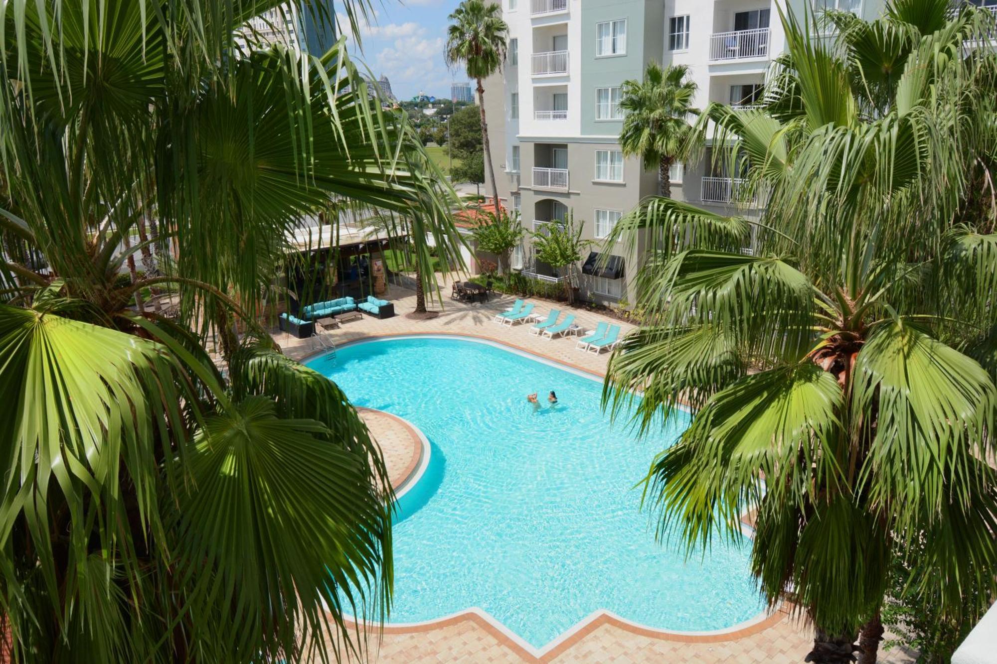 The Point Hotel & Suites Universal Orlando Extérieur photo