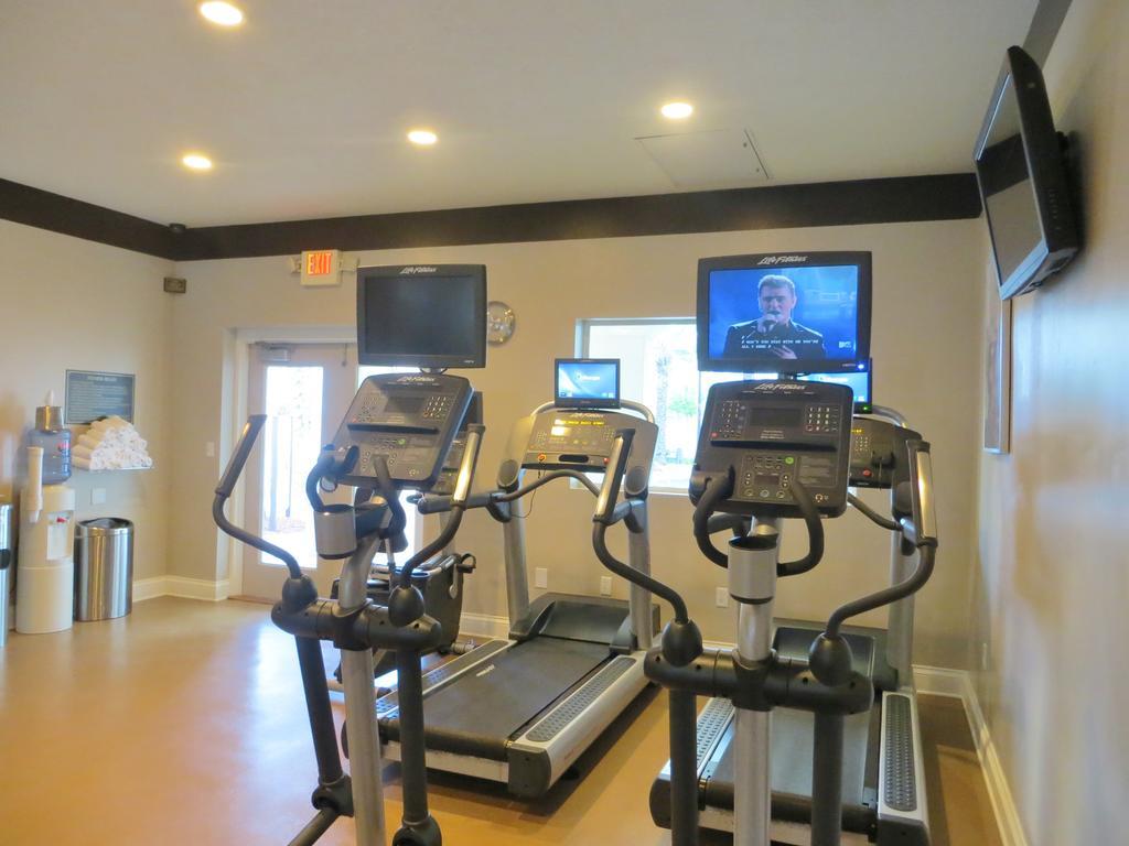 The Point Hotel & Suites Universal Orlando Extérieur photo