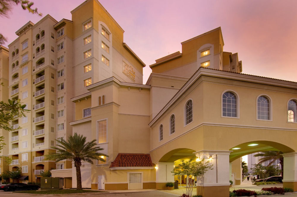 The Point Hotel & Suites Universal Orlando Extérieur photo